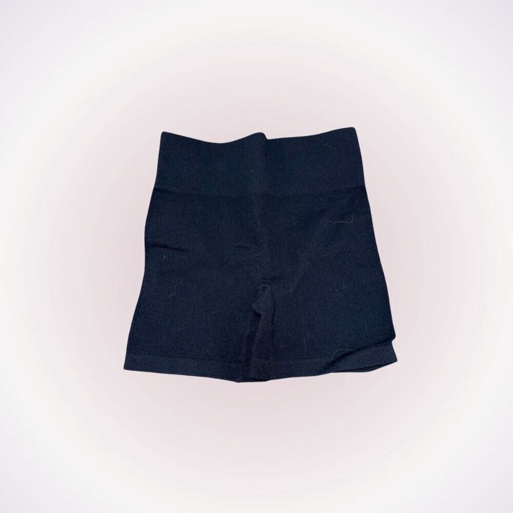Amazon Black Ribbed Bike Shorts | Sz S